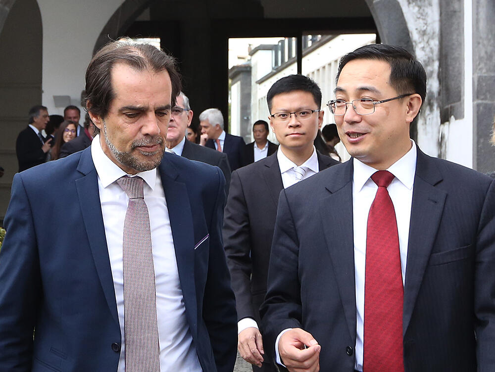 Governo abre portas ao investimento chinês