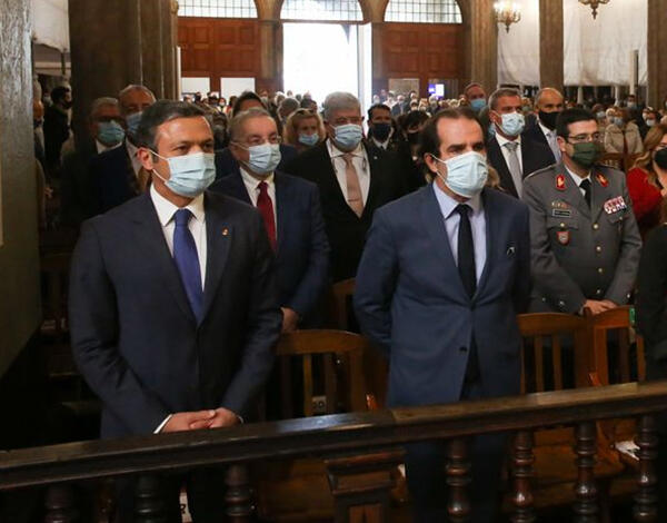 Albuquerque na missa com Te-Deum