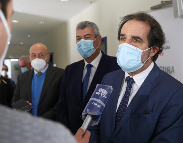 Viajantes para o Porto santo terão de fazer teste ao quinto dia