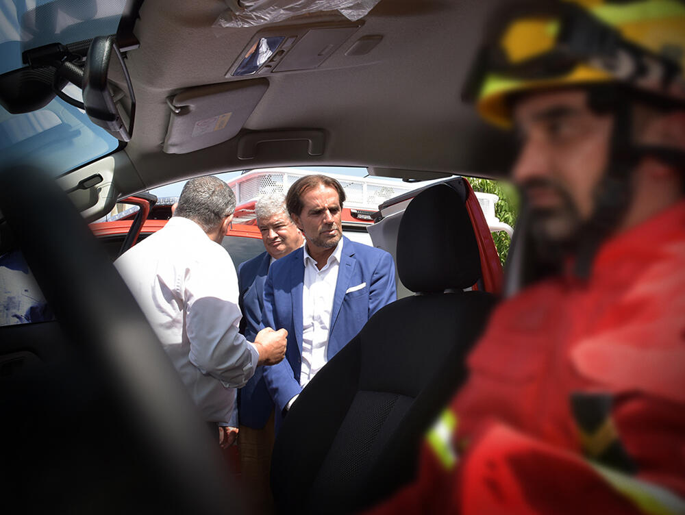 Novas viaturas de combate a incêndios florestais