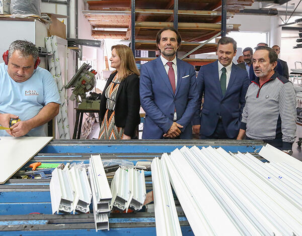 Albuquerque vai visitar as empresas madeirenses