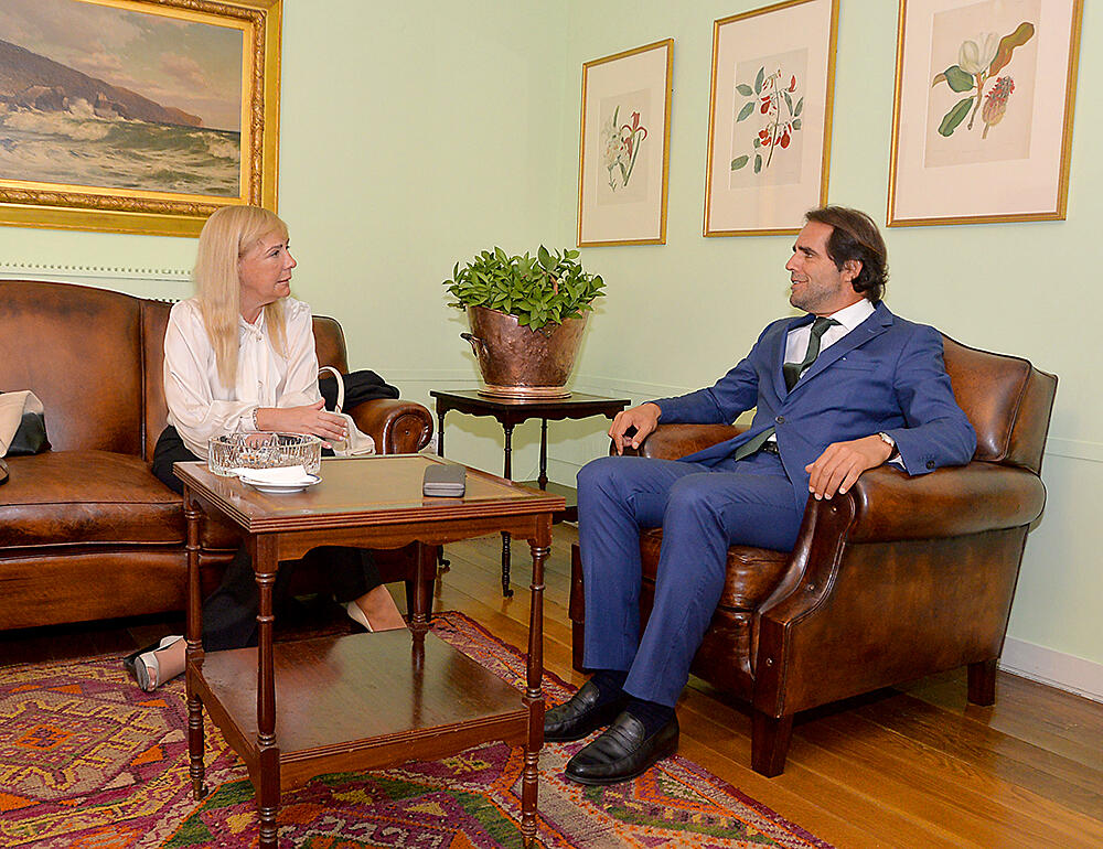 Miguel Albuquerque recebe ministra Paula Teixeira da Cruz 