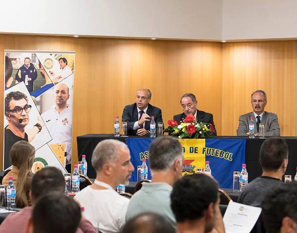 Formação Contínua de Treinadores