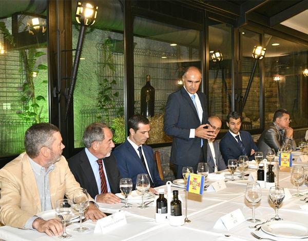 Federação Portuguesa de Futebol e Associação de Futebol da Madeira promoveram jantar