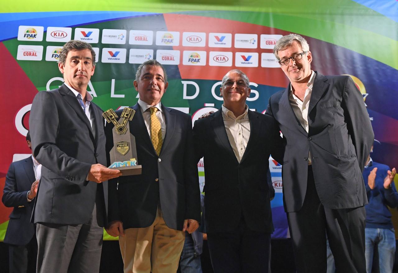 Direção Regional de Juventude e Desporto recebeu Menção Honrosa