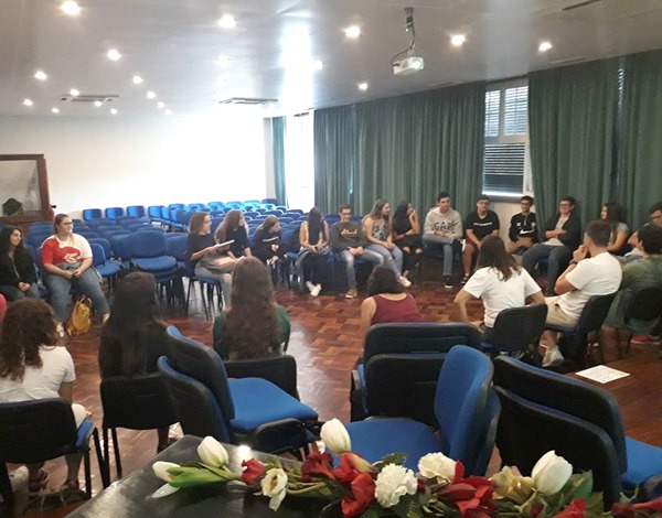 Jovens madeirenses participam no Diálogo Jovem da União Europeia