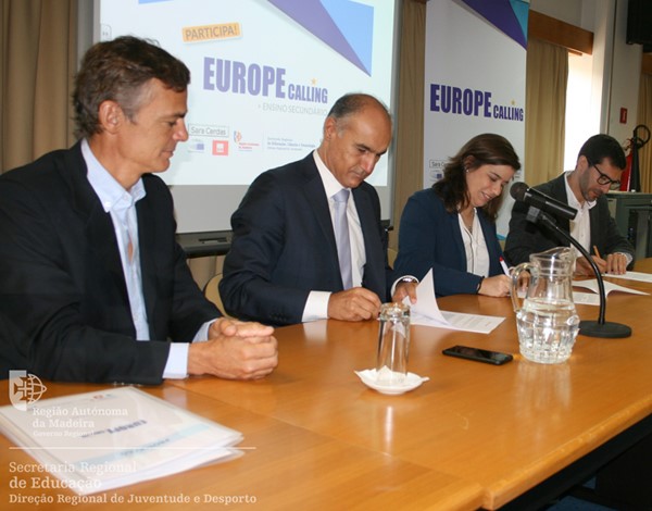 SRE e Eurodeputada lançam “Europe Calling”