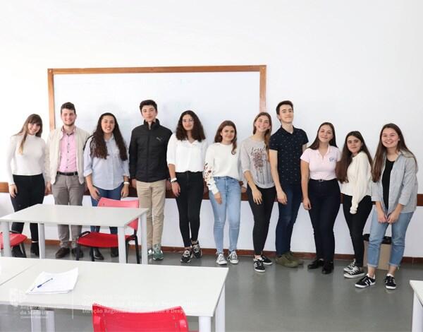 Parlamento dos Jovens elege Membros da Mesa para a Sessão Regional