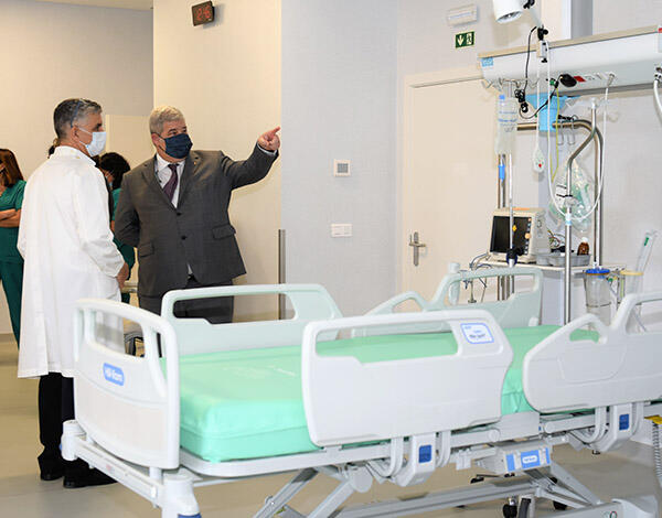 Pedro Ramos visitou espaços dedicado ao tratamento da COVID-19 no Hospital