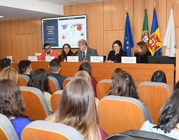 Ação de esclarecimento sobre COVID-19 no ISAL