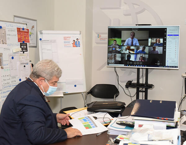 Pedro Ramos reuniu com os laboratórios que asseguram a realização de testes PCR em Portugal Continental