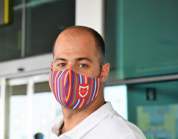 Use a máscara para se proteger da COVID-19.