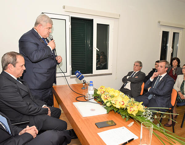  “Só podemos construir algo se trabalharmos em equipa”