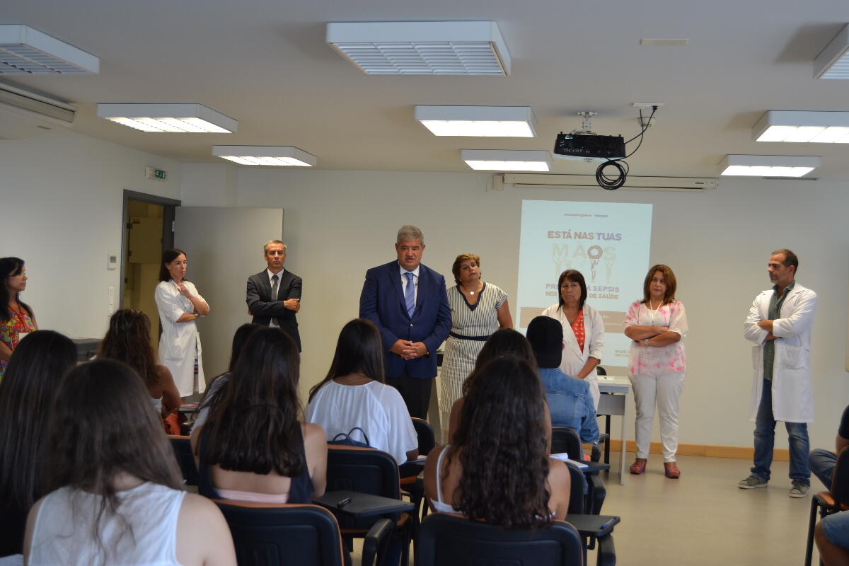  Quase mil jovens já receberam formação em primeiros socorros promovida pelo Serviço de Saúde