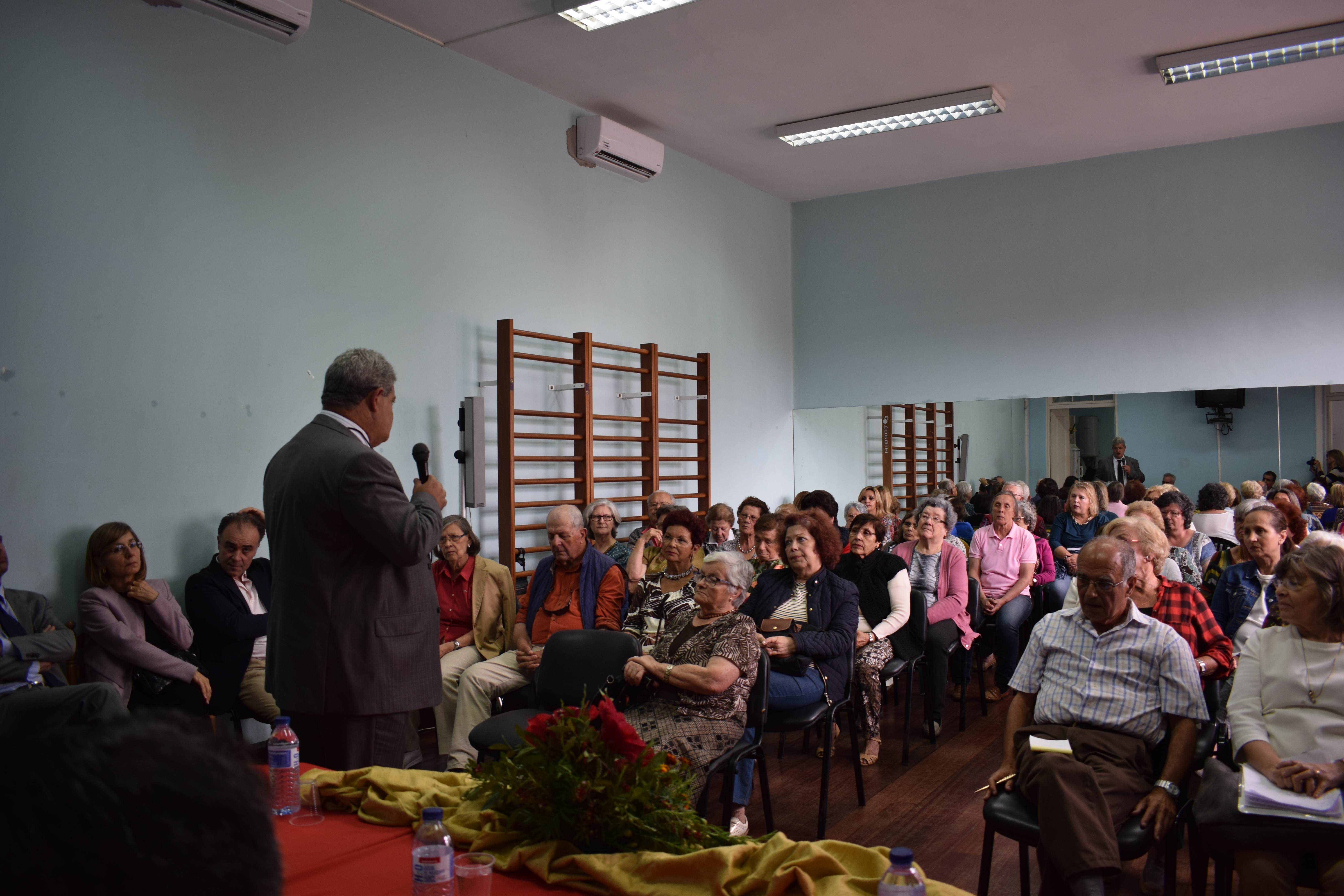 Iniciativa "Percursos de literacia" reuniu mais de 70 idosos em Santa Luzia