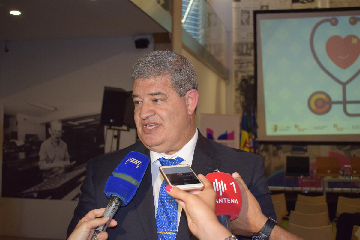 Medicamentos em menos de 12 horas na Região