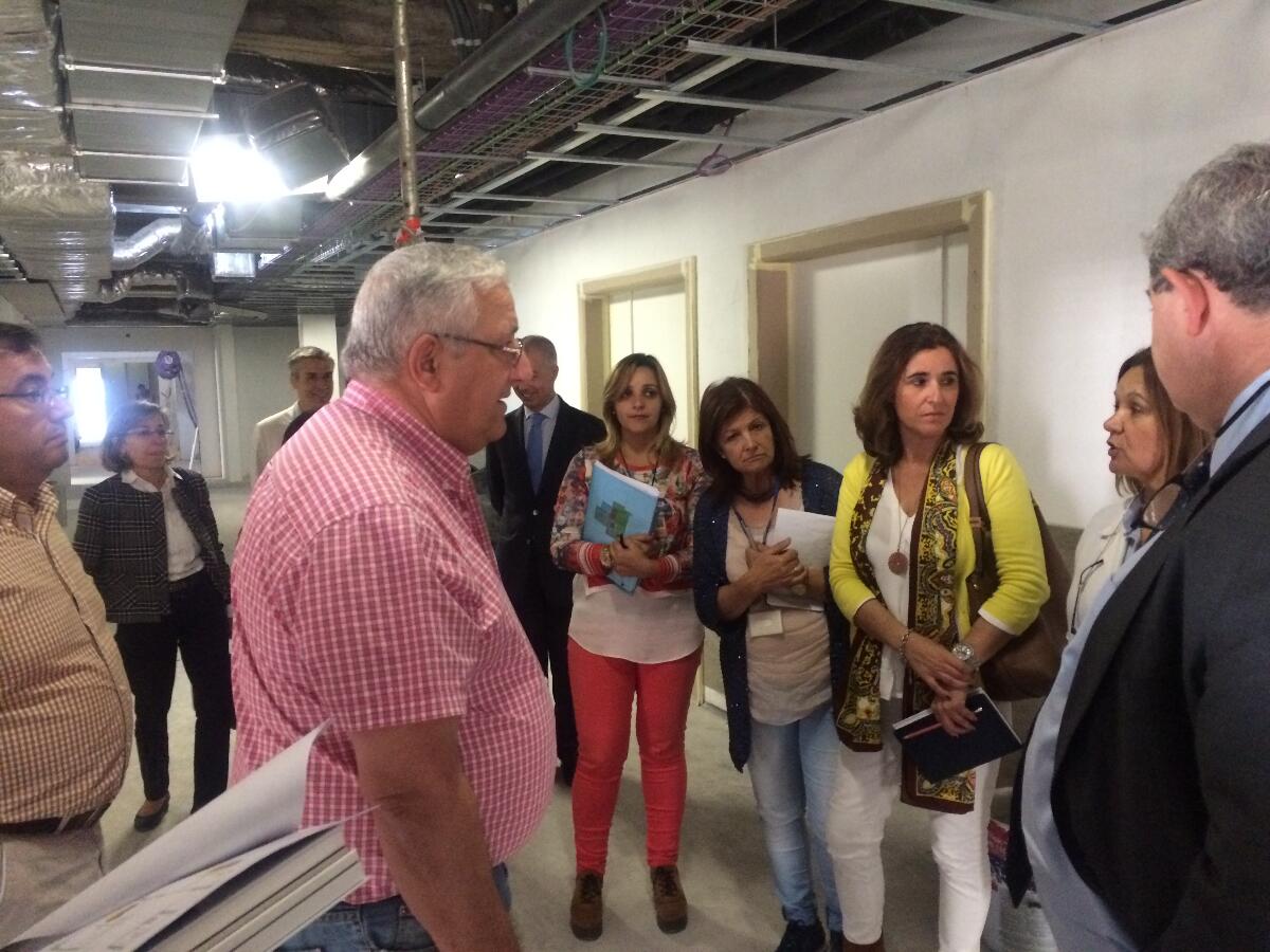 Secretário visitou obras em curso no centro de saúde do Bom Jesus
