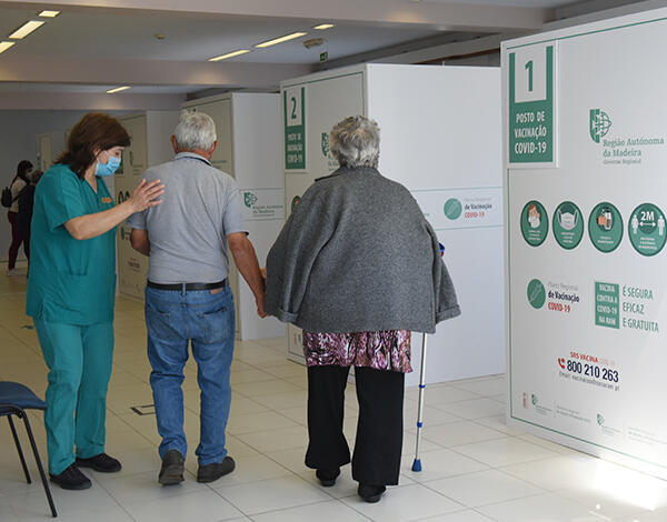 3432 vacinas administradas num só dia