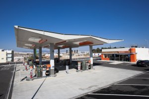 Armazenamento de combustíveis derivados de petróleo e postos de abastecimento de combustíveis