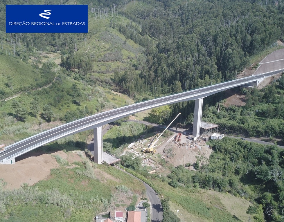 Empreitada de Construção da "Via Expresso Fajã da Ovelha / Ponta do Pargo - 2.ª Fase"