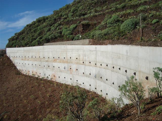 Empreitada de "Estabilização do Talude da ER 222 - Moledos"