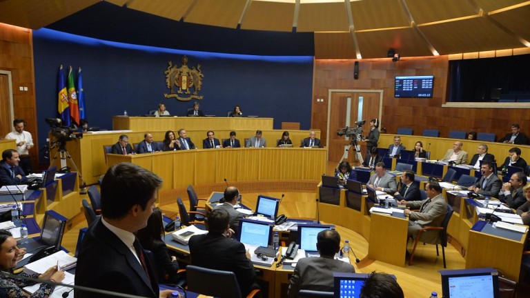 Concurso para concessão da linha aérea para Porto Santo avança no início de 2017