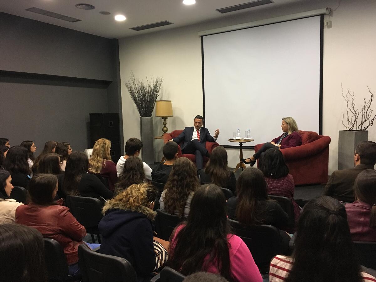 “Lutem e trabalhem pelos vossos sonhos” 