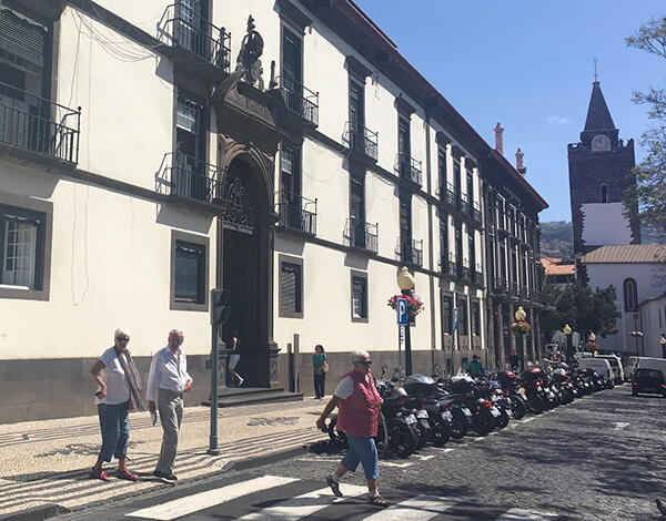 Execução Orçamental com um saldo global consolidado positivo de 45,4 milhões de euros