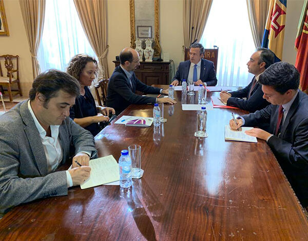 Audiências com partidos representados na ALM para o Orçamento de 2020