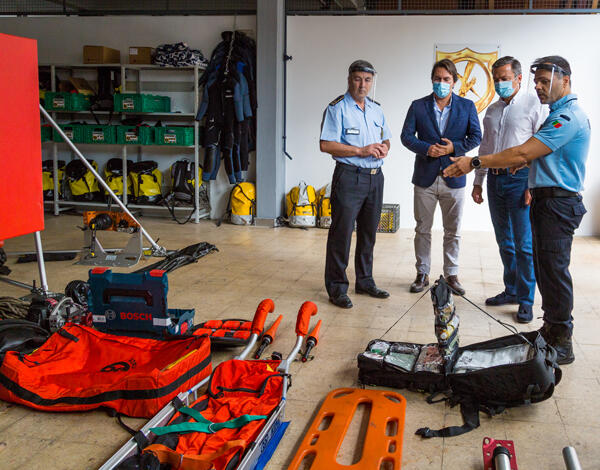 Governo admite ir para tribunal com as dívidas do Estado à Região