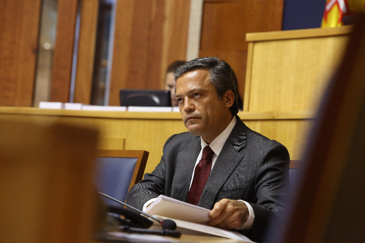 Contratação de serviços para redução da taxa de juros 