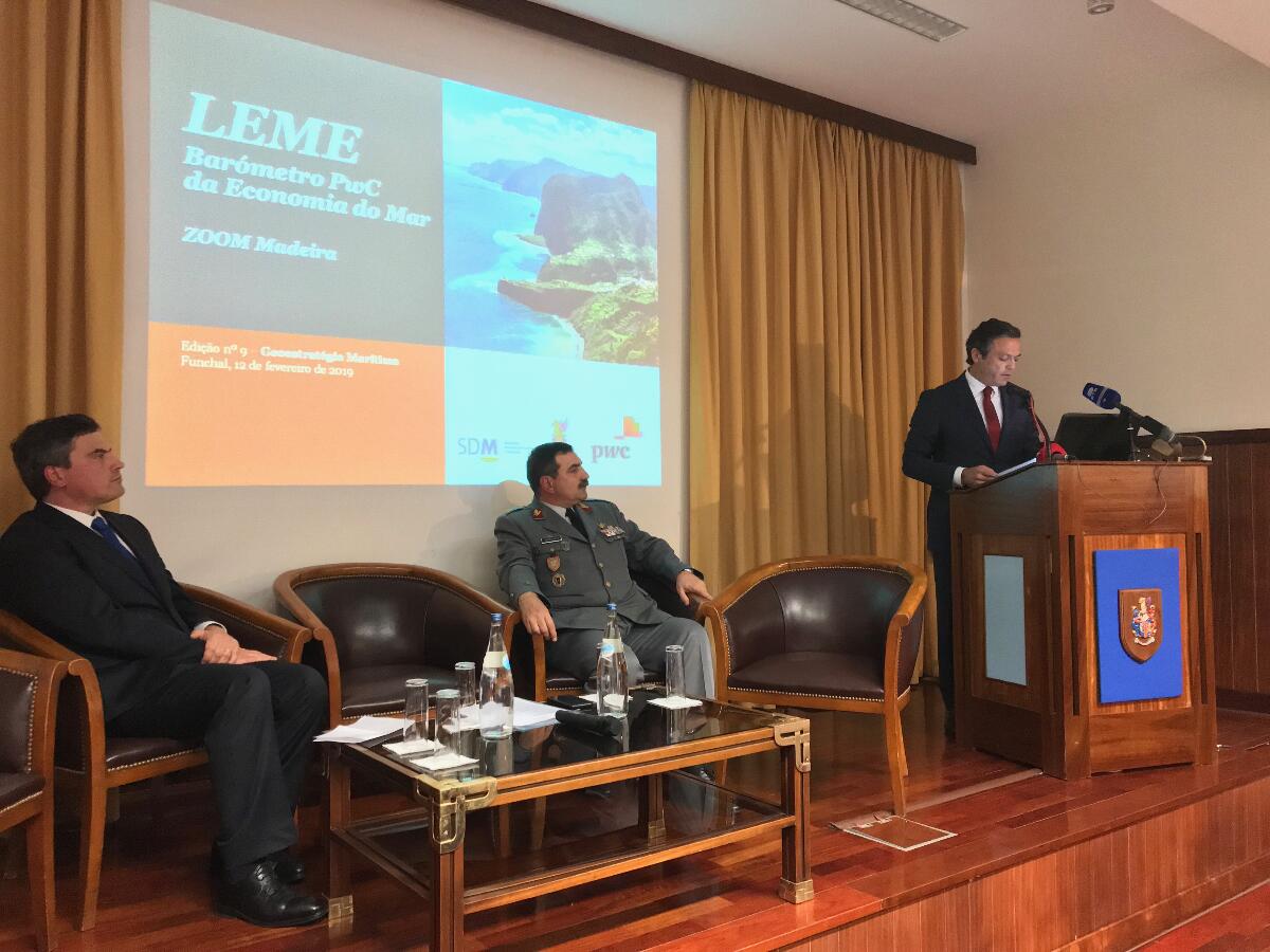 Registo Internacional de Navios à espera de resposta