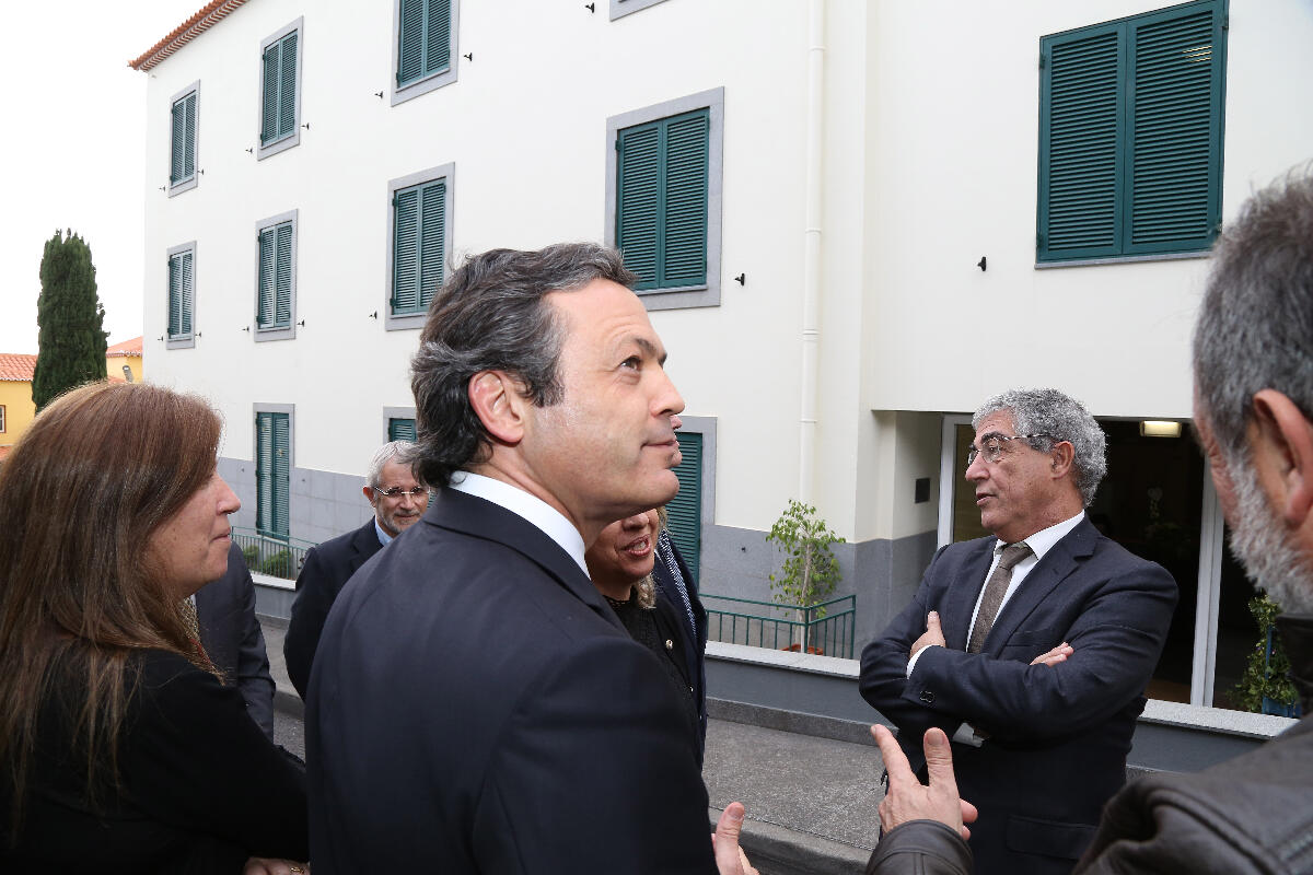 Governo vai ajudar a UMa a construir novas residências