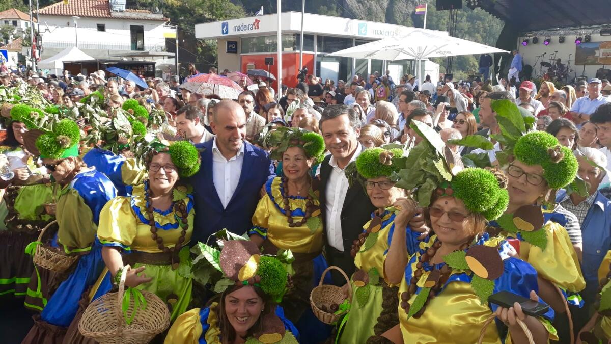 O Vice-Presidente do Governo Regional participou na XXXV Festa da Castanha, no Curral das Freiras. 
