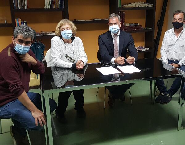 Assinatura do Protocolo com Associação de Folclore e  Etnografia da Região Autónoma da Madeira 