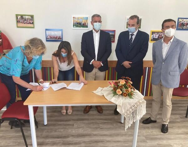 Governo Regional assina protocolo com a Associação Grupo de Folclore da Calheta