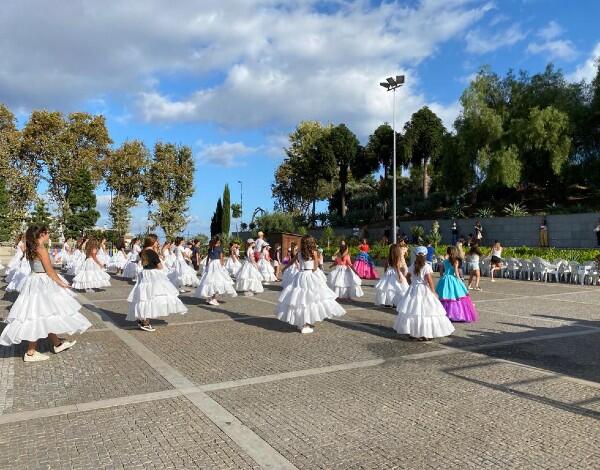Atuações de “Grupos da Flor”