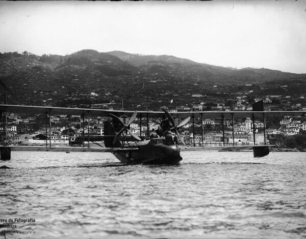 Governo Regional releva momento histórico que hoje se assinala da 1.ª travessia aérea