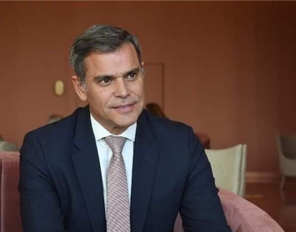  “Deve existir um tratamento de acordo com a expressão pandémica na Região”
