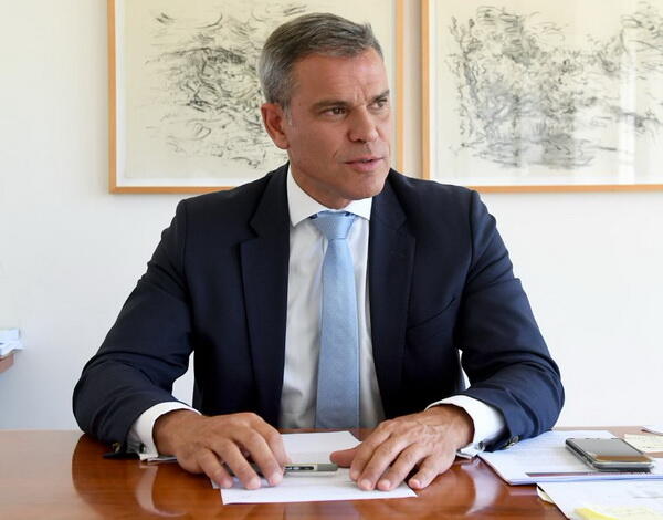 Abertura dos corredores ingleses era uma "injustiça que importava ser corrigida”