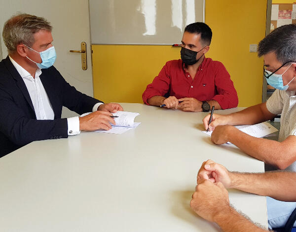 Secretário Regional da Cultura assina contrato-programa com Casa do Povo de Santa Cruz