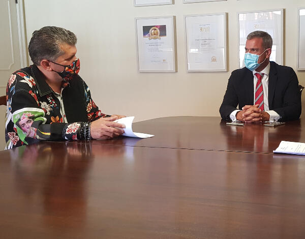 Governo Regional assina protocolo com João Egídio  para projeto “Flores de Esperança” na Festa da Flor