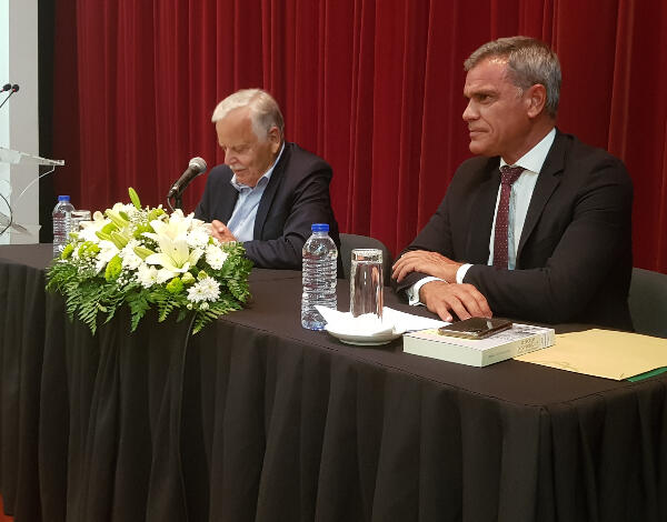 Eduardo Jesus diz que a emigração traz a multiculturalidade