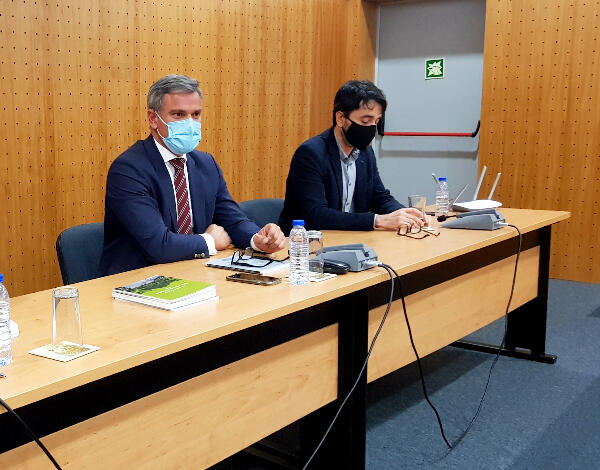 Temos valorizado o património fotográfico madeirense