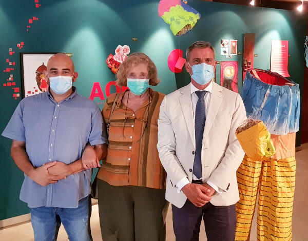Eduardo Jesus visitou exposição coletiva “Aqea”