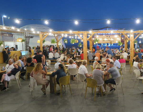 Festa do Vinho começa com provas, concertos e animação