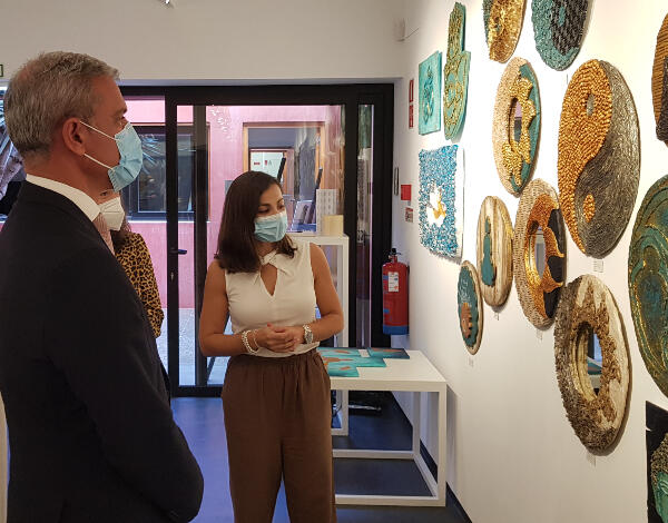 Secretário da Cultura visitou exposição ‘I Momento Zen’ na Torre do Capitão