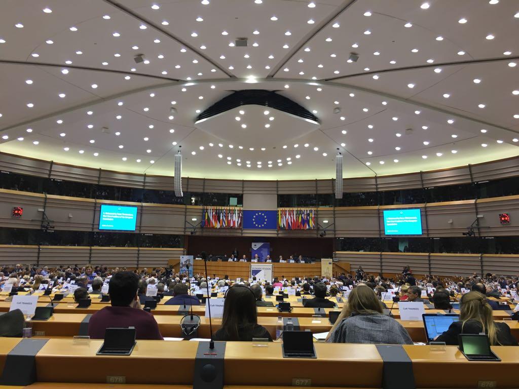 Estratégia positiva carece de maior aprofundamento 