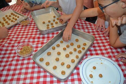 Iniciativa é gratuita, destina-se a vários públicos e prolonga-se  ao longo do ano 