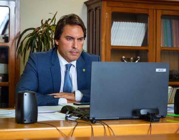 Pedro Fino ressalva que é necessário manter a transparência dos contratos públicos